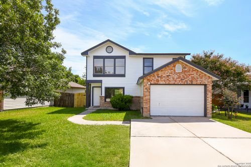 8302 Morning Grv, Converse, TX, 78109-3437 | Card Image