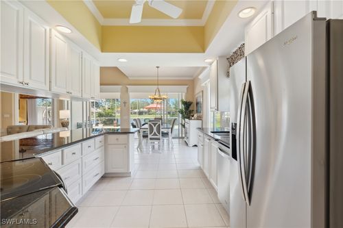 5051 Jarvis Ln, NAPLES, FL, 34119-9539 | Card Image