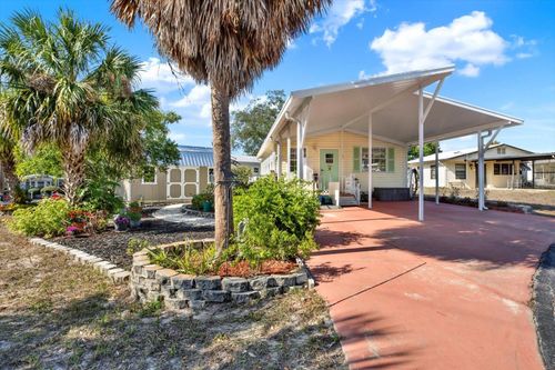 9501 Black Bear Dr, WEEKI WACHEE, FL, 34613-3972 | Card Image