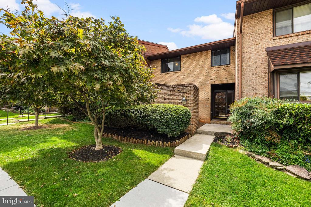 Five Farms Ln, Lutherville Timonium, MD 21093