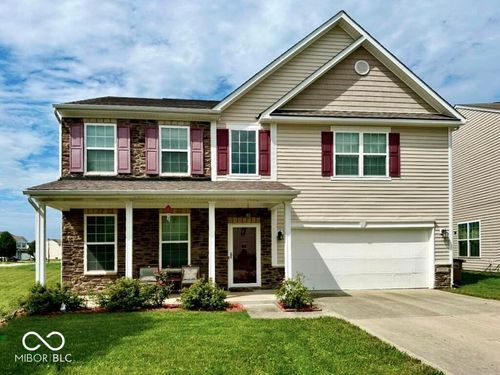 1935 Lakecrest Dr, Columbus, IN, 47201-1454 | Card Image