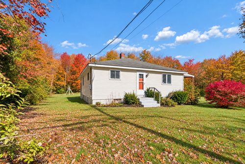 15 Ross Rd, Kennebunk, ME, 04043-6525 | Card Image