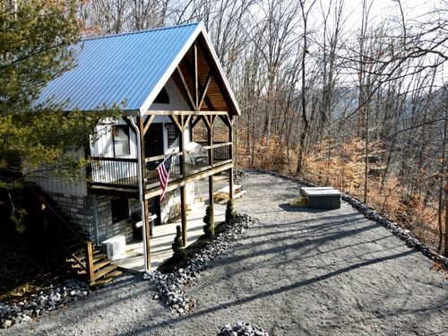 344 Skaggs Rd, Londonderry, OH, 45647-9733 | Card Image