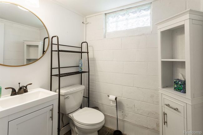 1904 Academy St, House other with 2 bedrooms, 2 bathrooms and null parking in Ferndale MI | Image 24