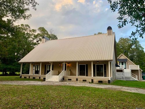 8103 Belle Helene Dr, Denham Springs, LA, 70726-6611 | Card Image