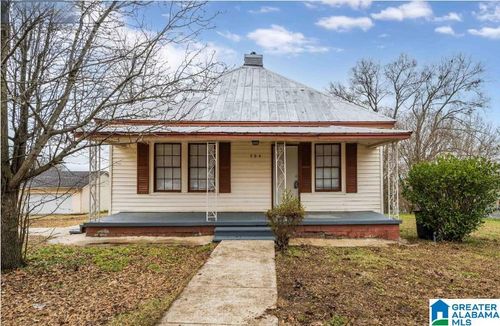 704 Avenue I, BESSEMER, AL, 35020-7236 | Card Image