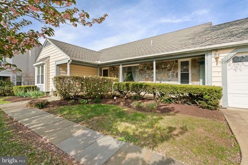 5406 Clubside Ln, CENTREVILLE, VA, 20120-1219 | Card Image