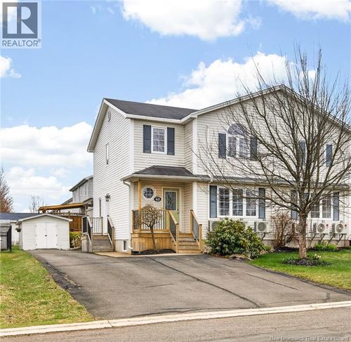 40 Stoneham Dr, Moncton, NB, E1G4Z6 | Card Image