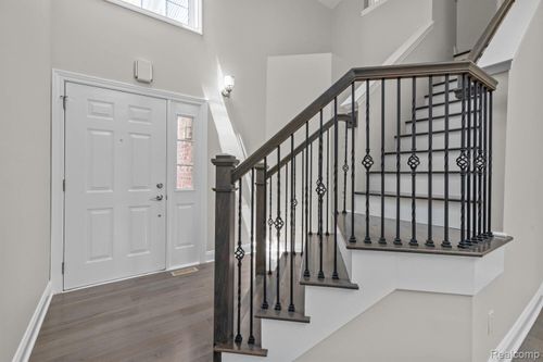 55-4350 Pine Ridge Ct, Ann Arbor, MI, 48105-2795 | Card Image