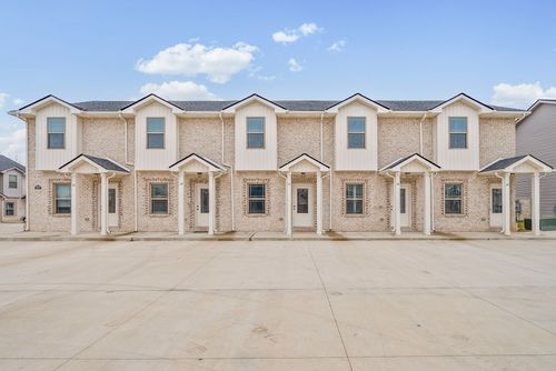 1-a-1201 Fort Campbell Blvd, Clarksville, TN, 37042-1165 | Card Image
