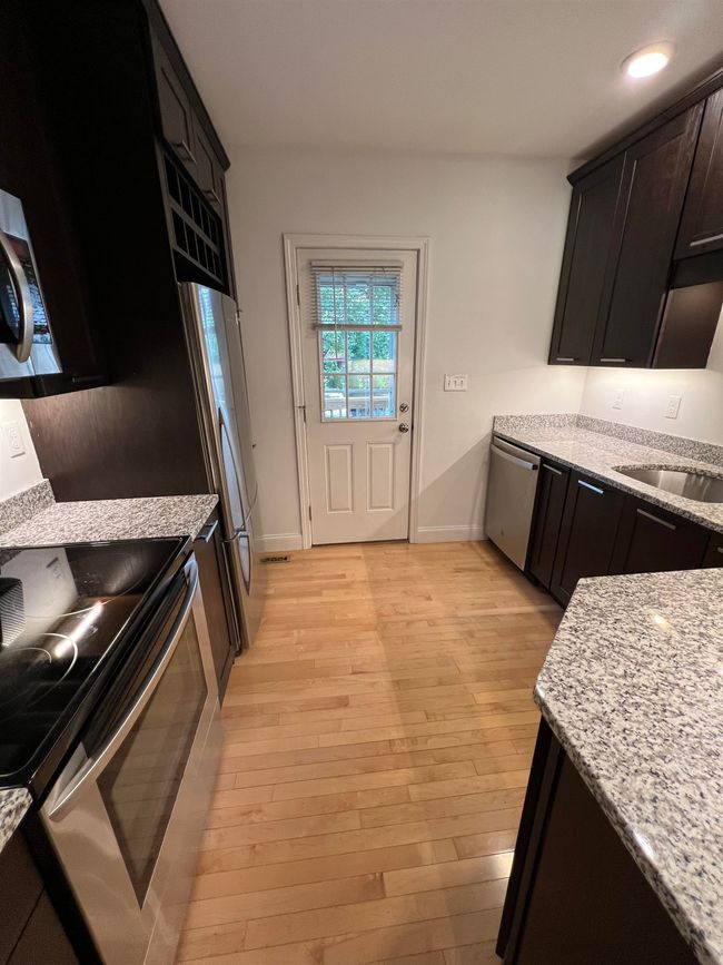 APT-1 - 185 Madison St, Condo with 1 bedrooms, 1 bathrooms and null parking in Portsmouth NH | Image 10