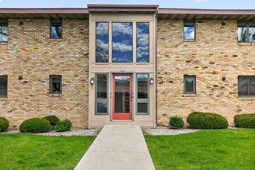 b-260 N Campbell Road, OSHKOSH, WI, 54902 | Card Image