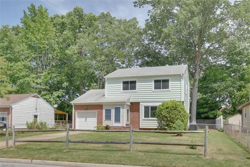 112 Tillerson Dr, Newport News, VA, 23602-4011 | Card Image