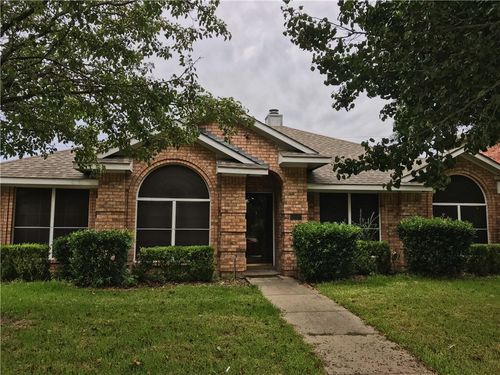 1300 Rosewood Ln, Allen, TX, 75002-5090 | Card Image