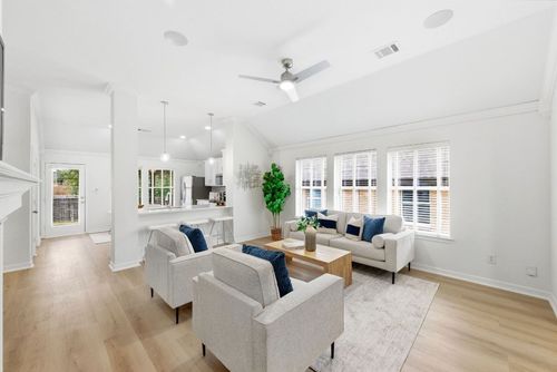 19209 Sunken Creek Pass, Pflugerville, TX, 78660-2958 | Card Image