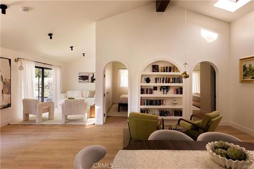 2931 Tyburn St, Los Angeles, CA, 90039-2118 | Card Image