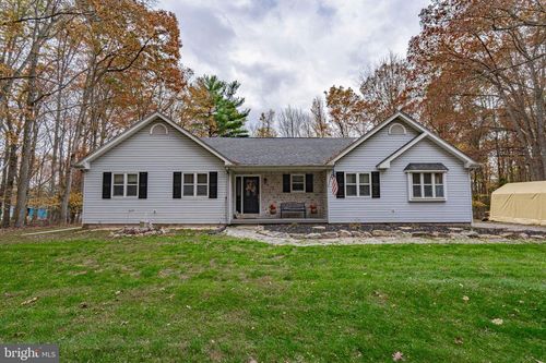 462 Plane St, Weatherly, PA, 18255-1013 | Card Image