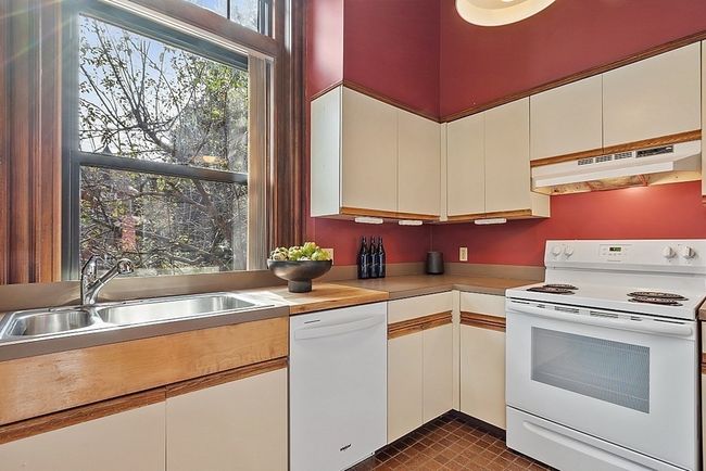 APT-206 - 88 Park Ave, Condo with 1 bedrooms, 1 bathrooms and 1 parking in Arlington MA | Image 16