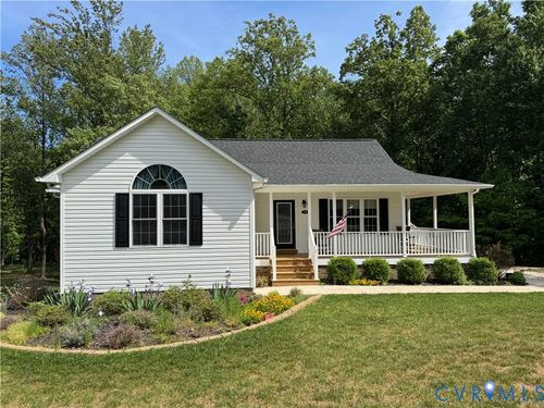510 Oakleigh Ave, Appomattox, VA, 24522-9200 | Card Image