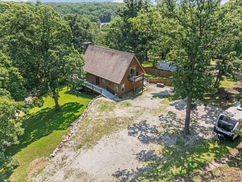 28 Hamilton Way, SUNRISE BEACH, MO, 65079-5779 | Card Image