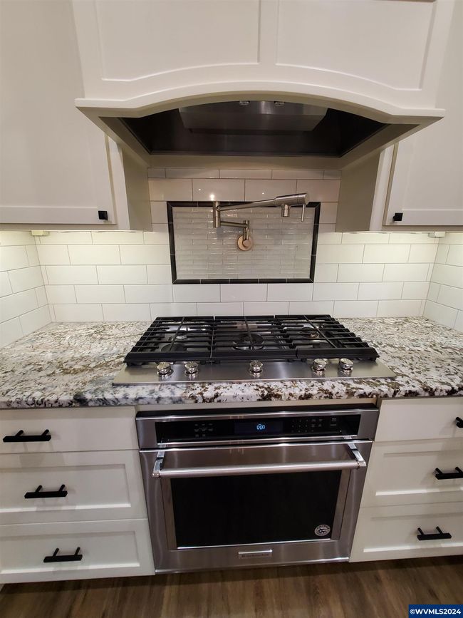 5299 Davis St Se, House other with 4 bedrooms, 3 bathrooms and null parking in Turner OR | Image 13