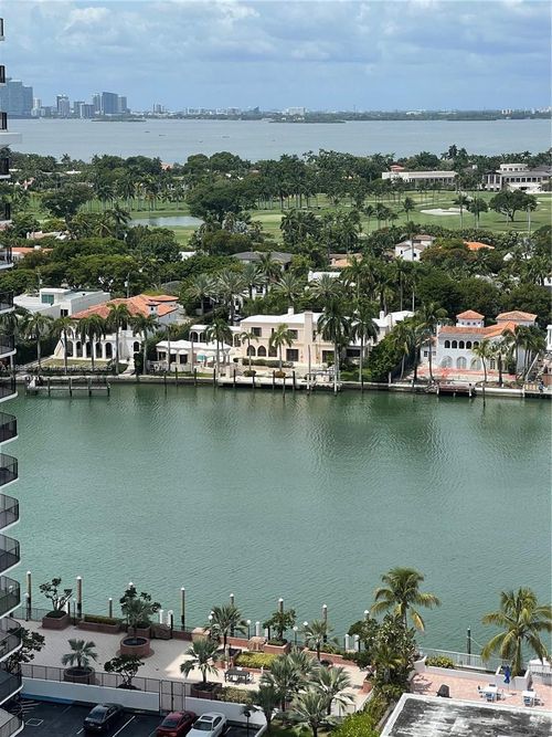 ph09-5701 Collins Ave, Miami Beach, FL, 33140-2353 | Card Image