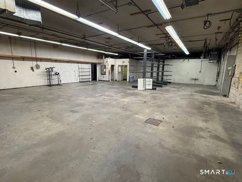 396 Chase River Road, Waterbury, CT, 06704 | Card Image