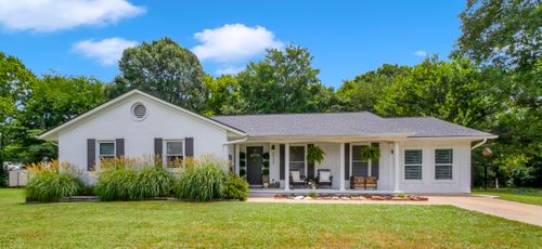 6934 Love Ln, Hixson, TN, 37343-2977 | Card Image