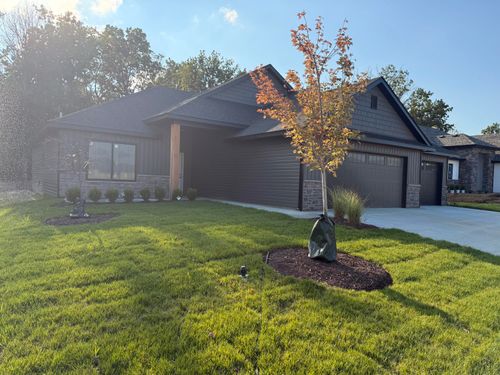 5805 Harvest Leaf Dr, COLUMBIA, MO, 65202-5685 | Card Image