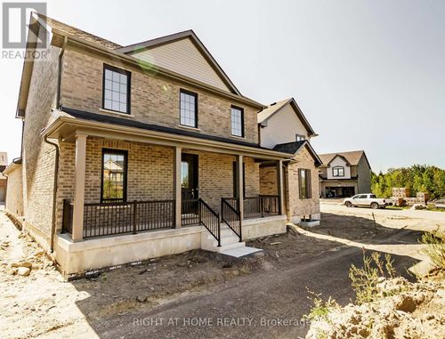 602 Wedlock Lane, Peterborough, ON, K9H0J8 | Card Image