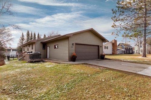 705 Front Street W, Walker, MN, 56484 | Card Image