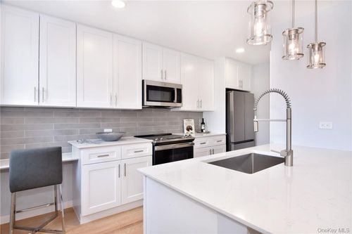 apt-2b-651 Boulevard W, Pelham, NY, 10803-2134 | Card Image