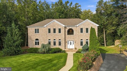 2 Nalbone, Hamilton, NJ, 08620 | Card Image