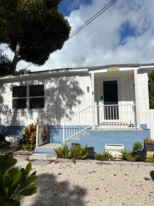 124 S Bay Harbor Dr, Key Largo, FL, 33037-2003 | Card Image