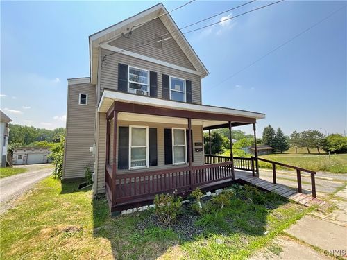 377 W Main St, Watertown, NY, 13601-1919 | Card Image