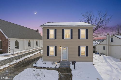 214 Oakwood Rd, DUNDALK, MD, 21222-2319 | Card Image