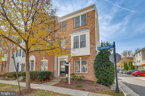42791 Flannigan Ter, CHANTILLY, VA, 20152-3995 | Card Image