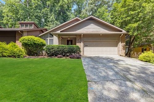 155 Lakeview Rdg W, Roswell, GA, 30076-3236 | Card Image