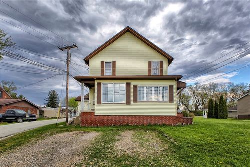 919 Lloyd Ave, Latrobe, PA, 15650-2650 | Card Image