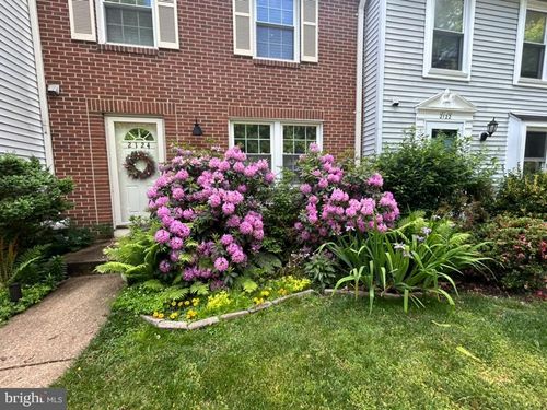 2124 Glenn Spring Ct, Falls Church, VA, 22043-1653 | Card Image