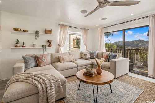 1911-46-033 Aliianela Pl, Kaneohe, HI, 96744 | Card Image