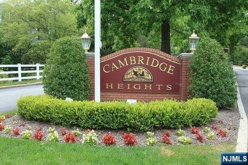 884 Somerset Ct, Ramsey, NJ, 07446-2918 | Card Image