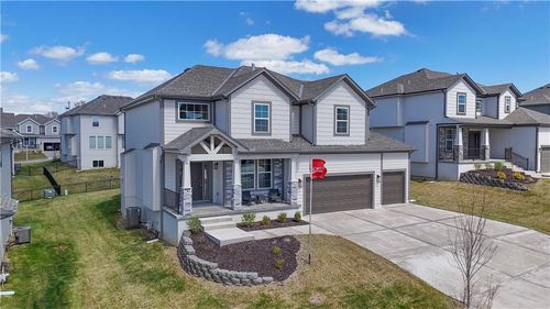 2696 W Park St, Olathe, KS, 66061-3896 | Card Image