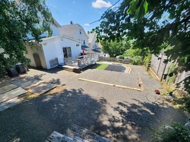 14 Russell St, Home with 6 bedrooms, 2 bathrooms and 5 parking in Everett MA | Image 25