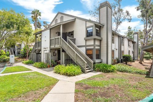 4-1953 Wellington Ln, Vista, CA, 92081-7976 | Card Image