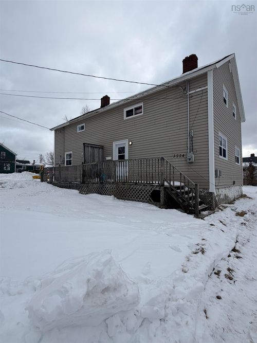 3522/3524 Warren Ave, New Waterford, NS, B1H1R9 | Card Image