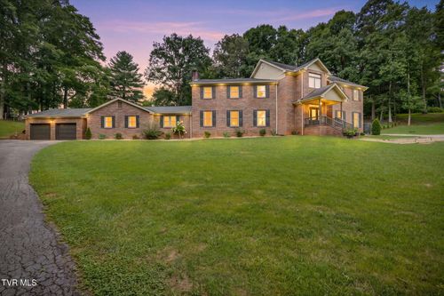 45 Link Hills Cir, Greeneville, TN, 37743-4574 | Card Image
