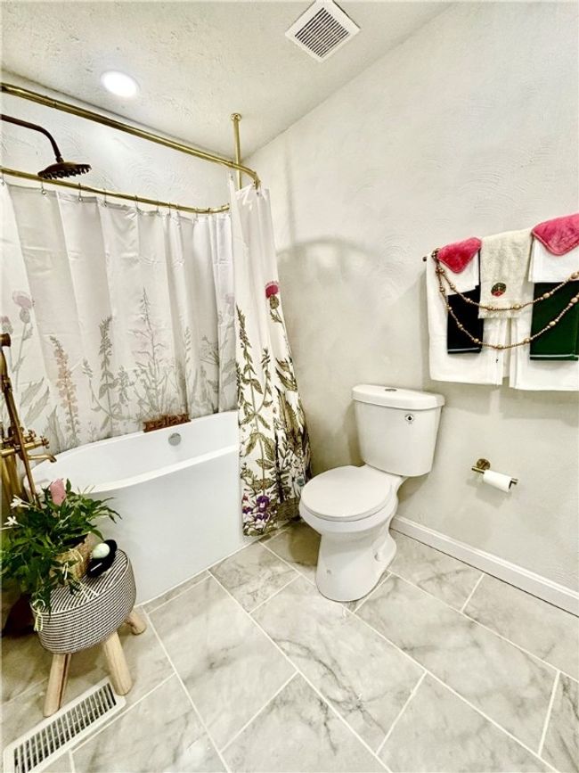 Free standing Soaker tub with shower dual sinks , porcelain tile | Image 37