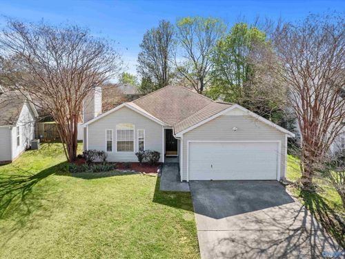 130 Sweet Hollow Way Nw, Madison, AL, 35757-6821 | Card Image