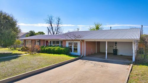 511 E Rainey St, Mason, TX, 76856-3006 | Card Image